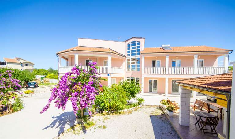 Rogoznica Apartment Rental