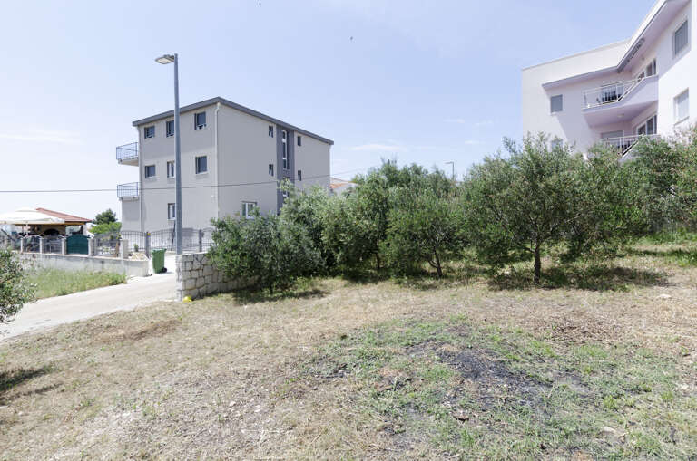 Okrug Gornji Apartment Rental