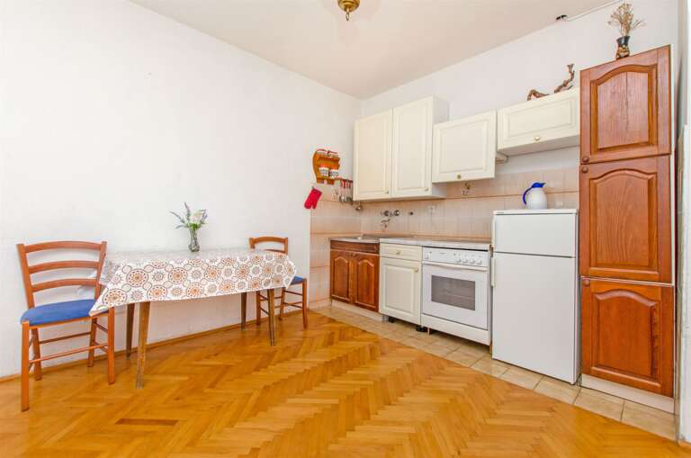 Stari Grad Apartment Rental