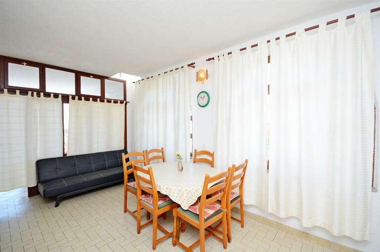 Makarska Apartment Rental