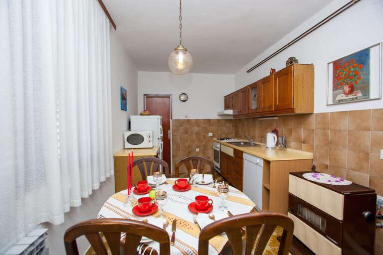 Makarska Apartment Rental