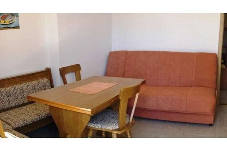 Komarna Apartment Rental