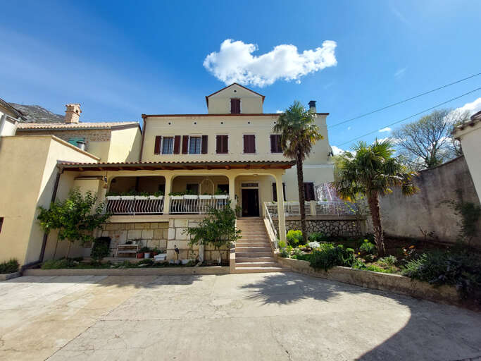 Tribalj Rental Rental