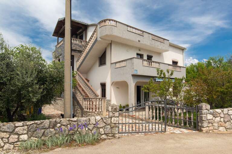 Vrbnik Apartment Rental