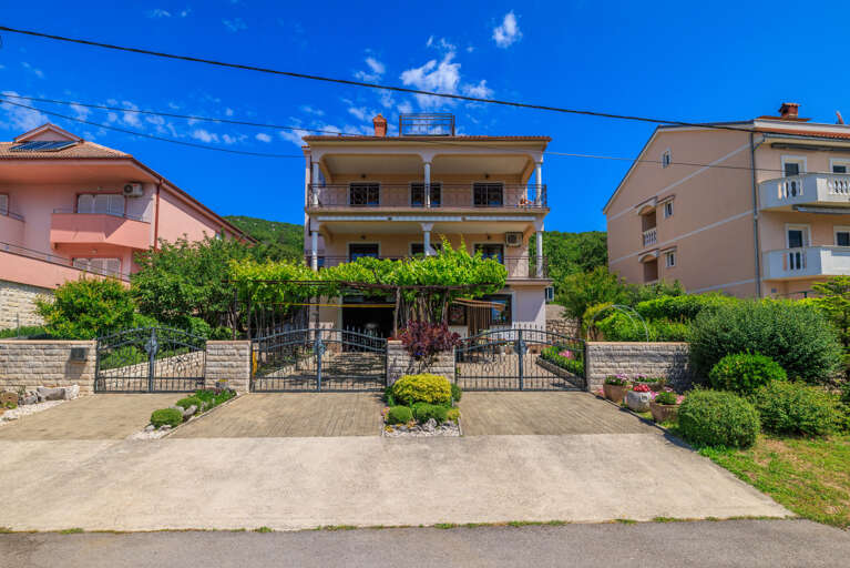 Crikvenica Apartment Rental