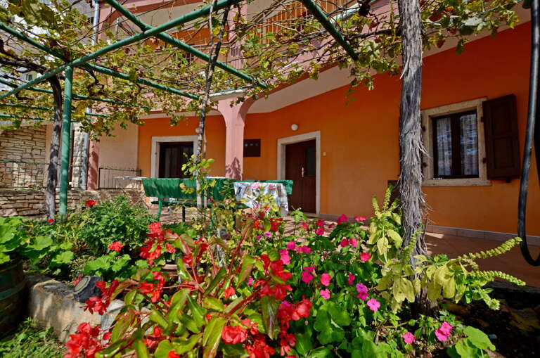 Peroj Home Rental