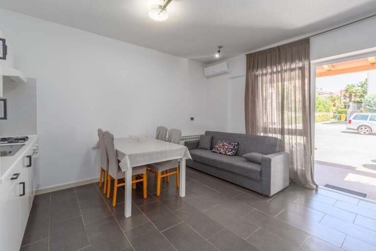 Novigrad Apartment Rental