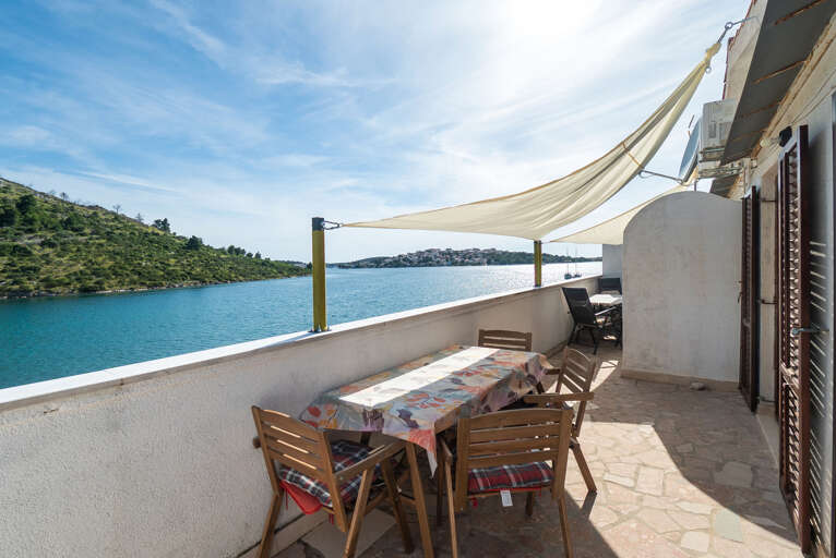 Podglavica Apartment Rental