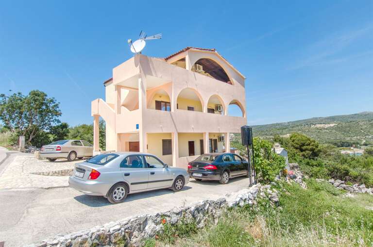 Rogoznica Apartment Rental