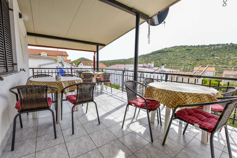 Podglavica Apartment Rental