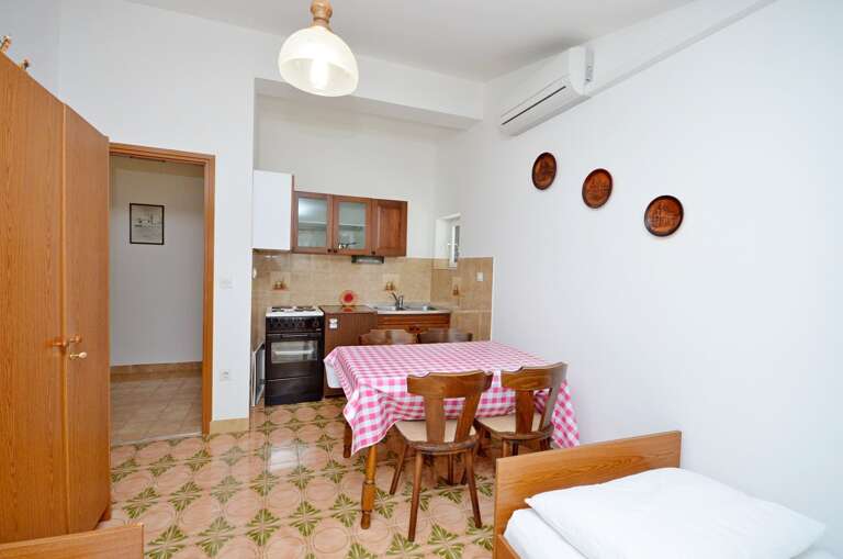 Jadrtovac Apartment Rental