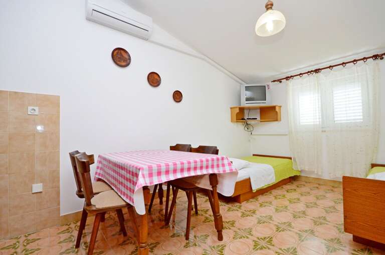 Jadrtovac Apartment Rental