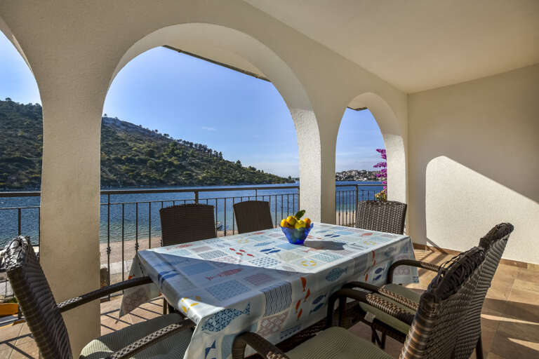Podglavica Apartment Rental
