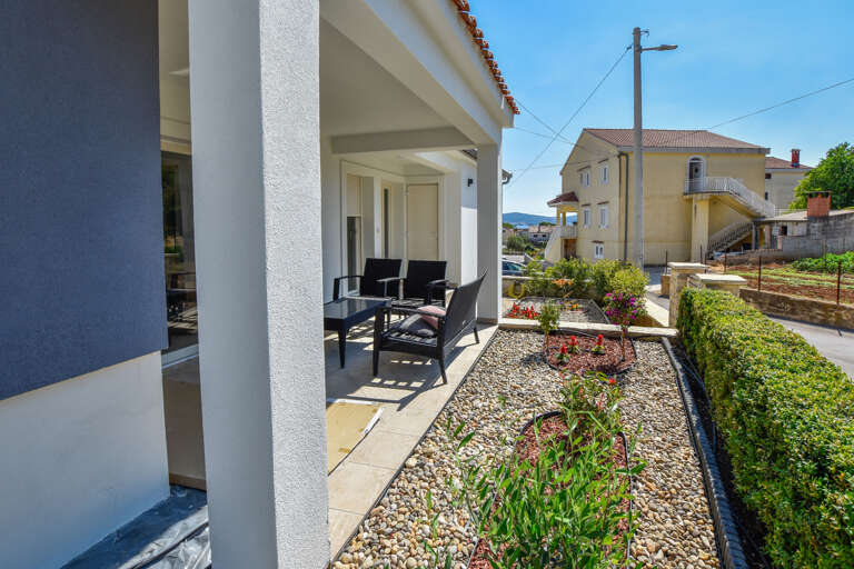 Sveti Filip I Jakov Apartment Rental