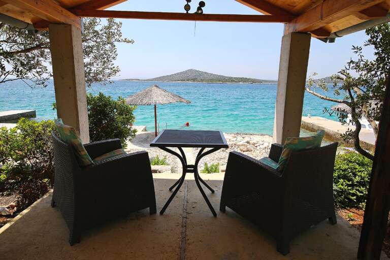 Tkon Home Rental
