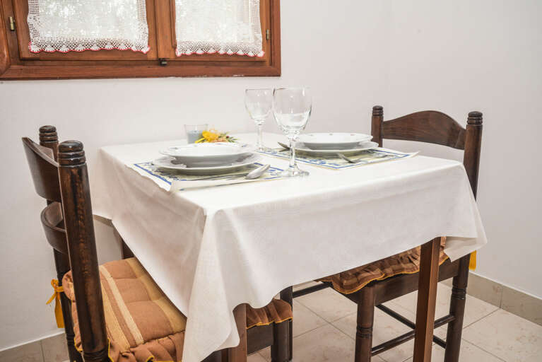 Tkon Home Rental