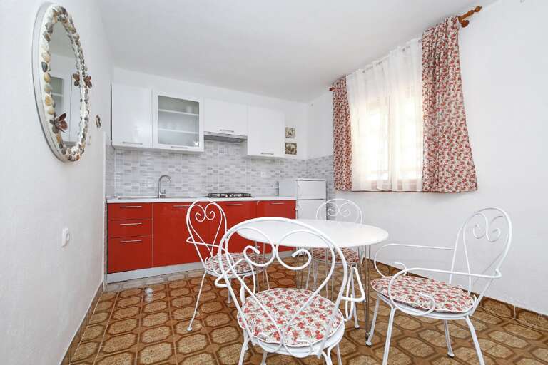 Kraj Home Rental