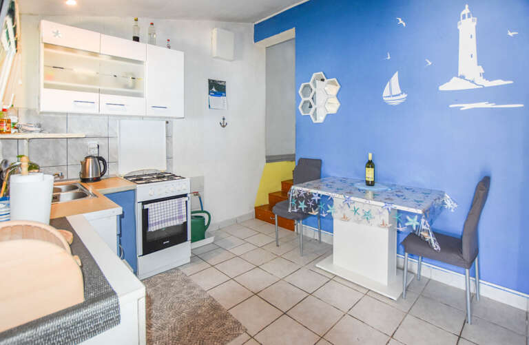 Tkon Home Rental