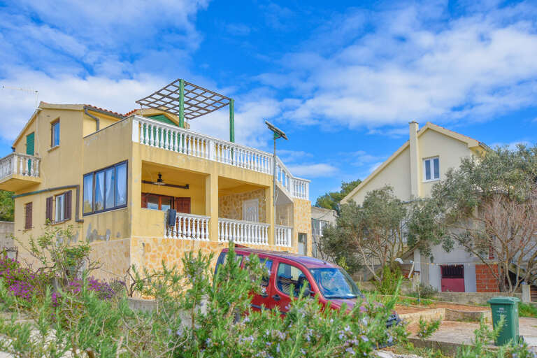 Zirje Home Rental