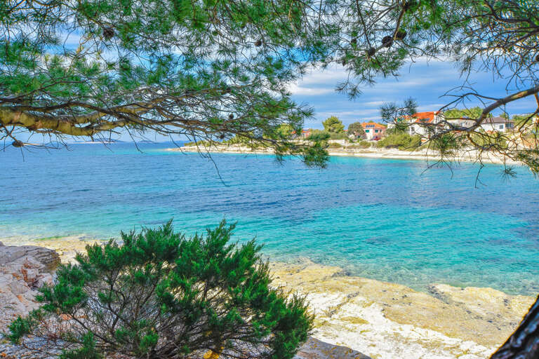 Zirje Home Rental