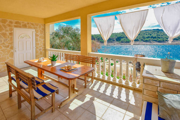 Zirje Home Rental