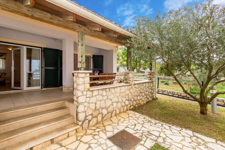 Kampor Home Rental