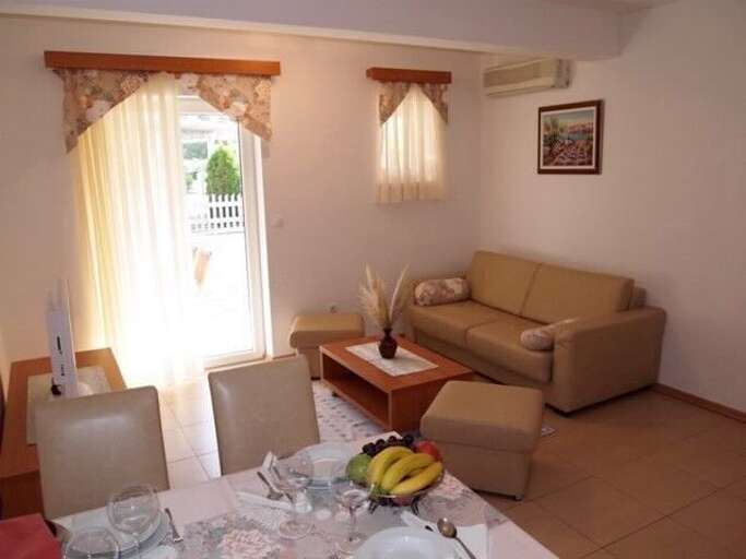 Kampor Apartment Rental