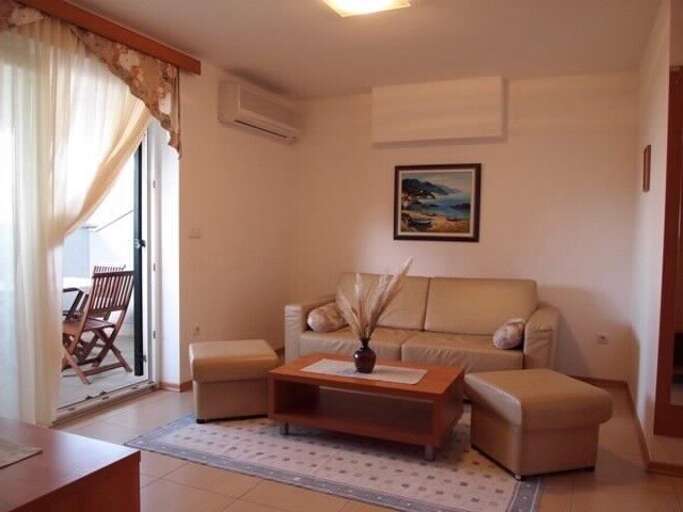 Kampor Apartment Rental