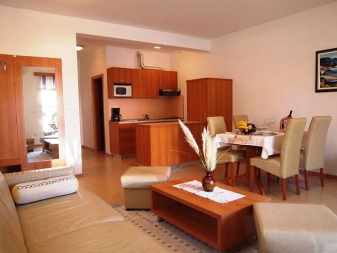 Kampor Apartment Rental