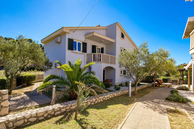 Rab Apartment Rental