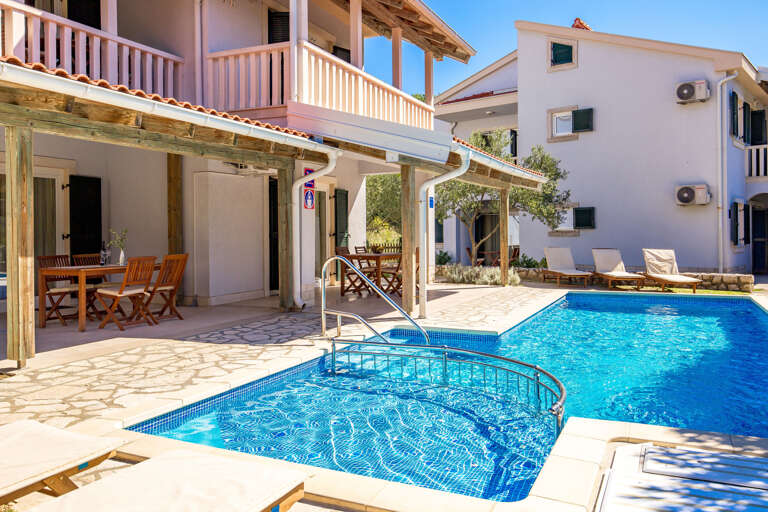 Rab Apartment Rental