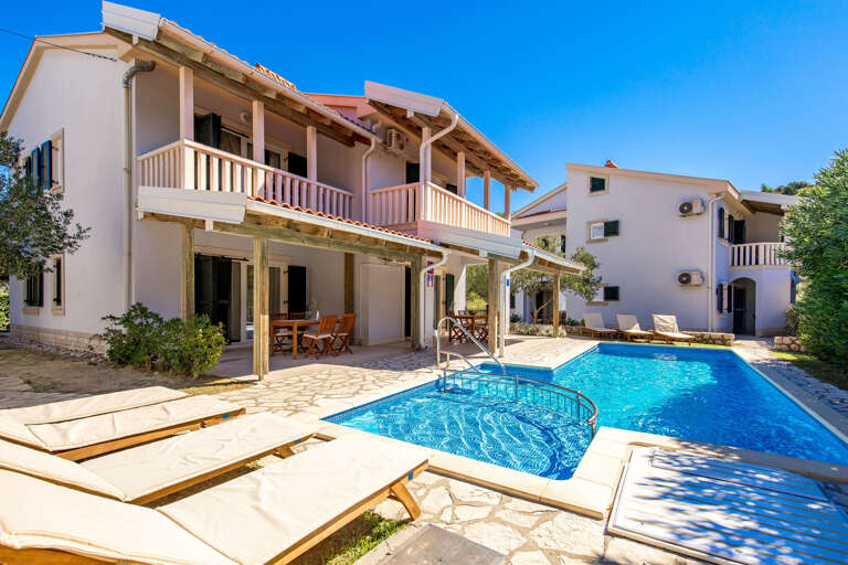 Rab Apartment Rental