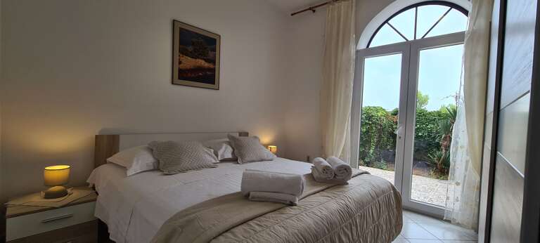 Jelsa Apartment Rental