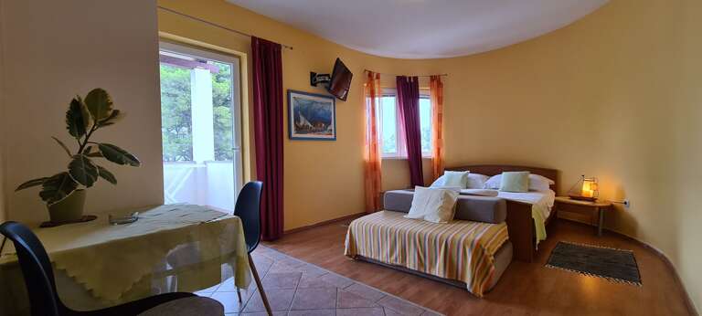 Jelsa Apartment Rental