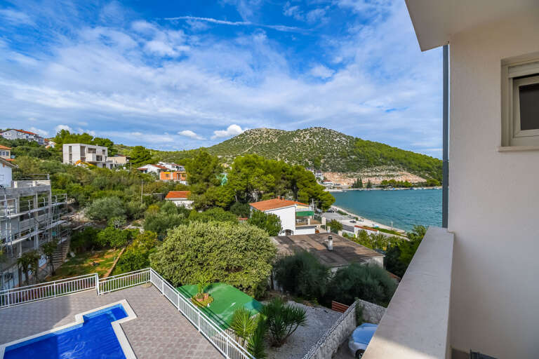 Marina Apartment Rental