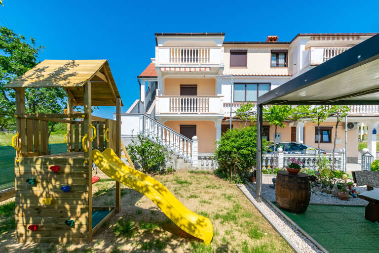 Lopar Apartment Rental