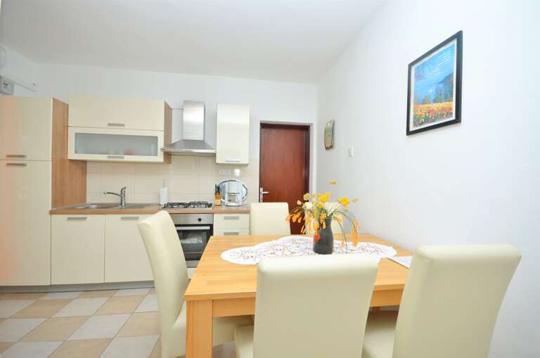 Murter Apartment Rental