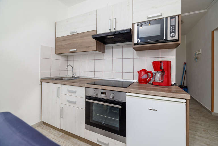 Banjol Apartment Rental