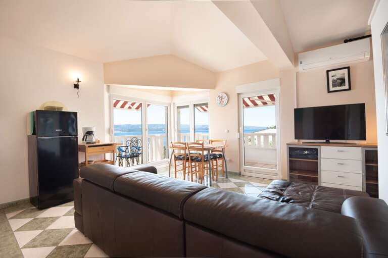 Lokva Rogoznica Apartment Rental