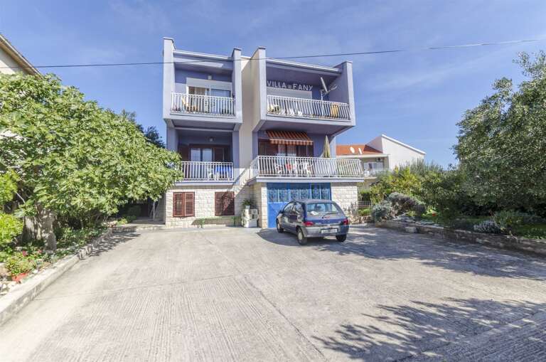 Brodarica Apartment Rental