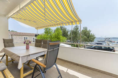 Apartment Ante
