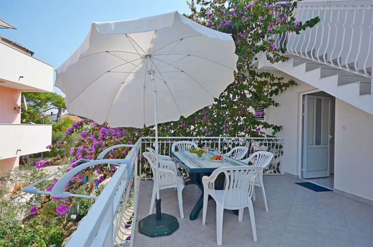 Srima Apartment Rental