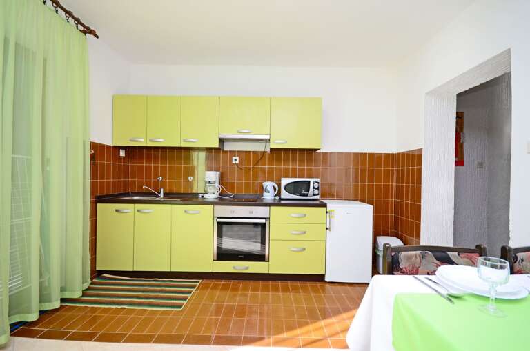 Njivice Apartment Rental