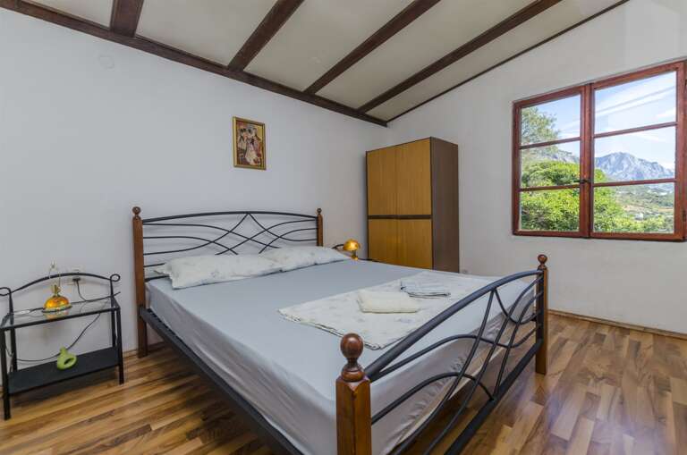 Brela Apartment Rental
