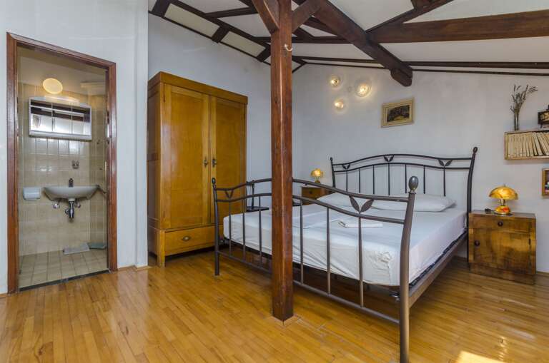 Brela Apartment Rental