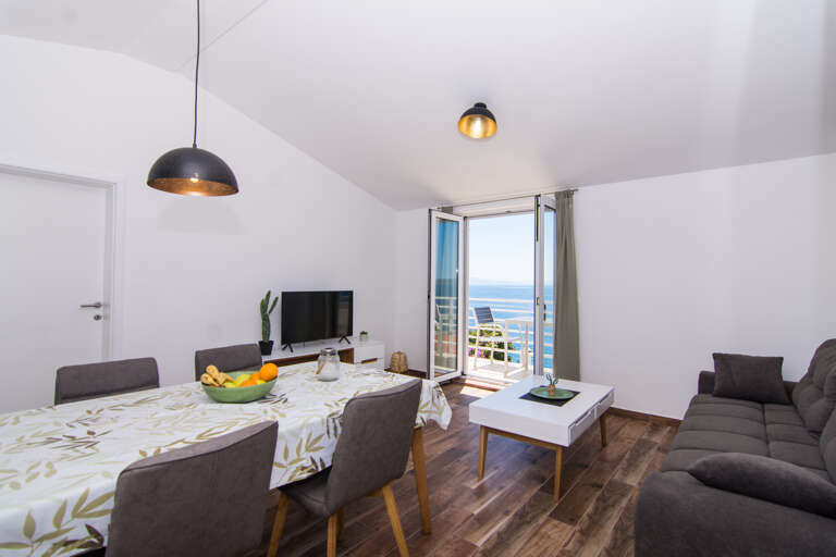 Okrug Gornji Apartment Rental