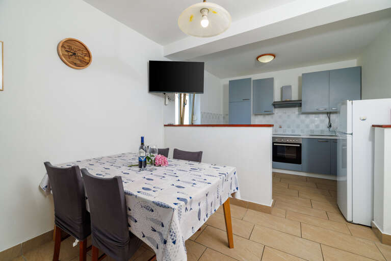 Lopar Apartment Rental