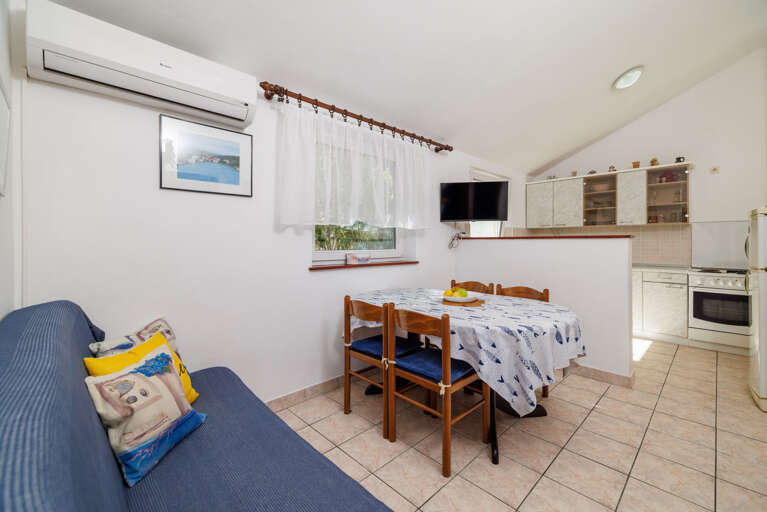 Lopar Apartment Rental