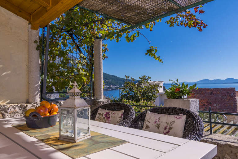 Igrane Home Rental