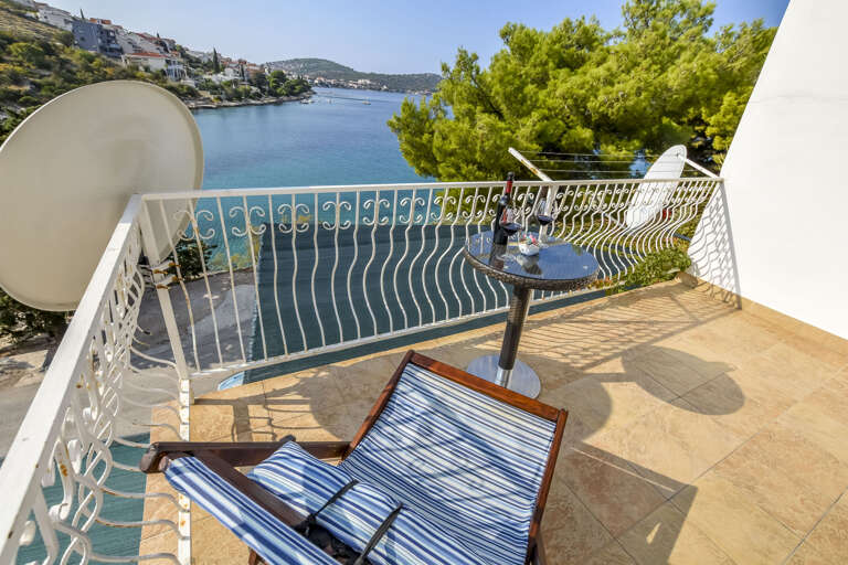 Rogoznica Apartment Rental